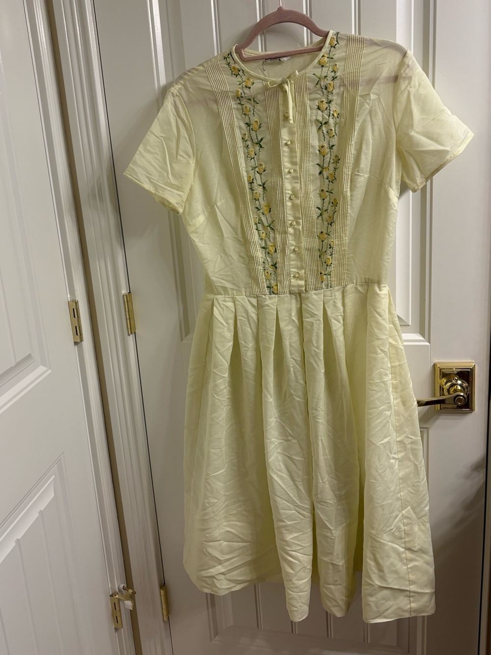 Vintage 50s/60s L’aiglon Yellow Pin-Tuck Embroidered Bodice Fit n Flare Dress